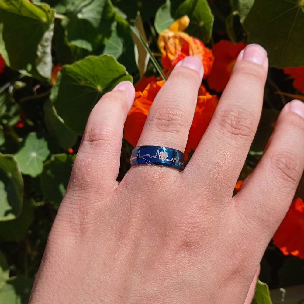 Ring - Picture 5 of 7